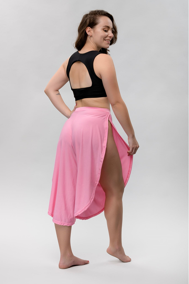 Boho pants in light pink – lightweight boho dance pants with elastic waistband, ideal for pole dance and high heels, back view