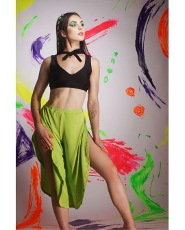 Boho pants in lime – flowing dance pants for pole dance, exotic pole, floorwork and belly dance, front view