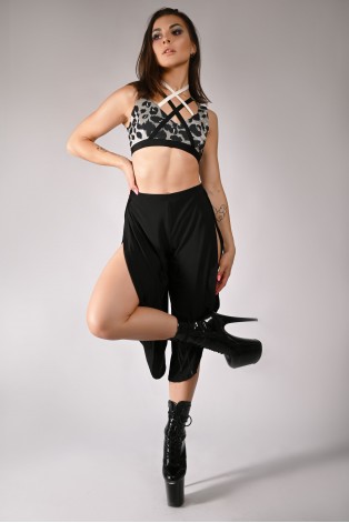 Boho pants in black – flowing dance pants for pole dance, exotic pole, floorwork and belly dance, front view