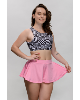 Boho shorts in light pink – front view showing flowing fabric and elastic waistband