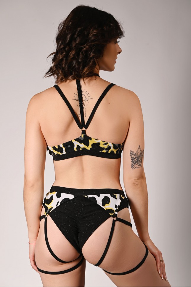 Dakota Shorts back view – flattering festival shorts