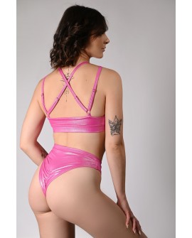 Future Top in hot pink, back view – adjustable straps highlighting back line