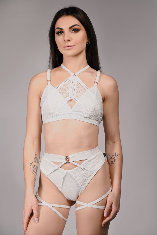 Glittery Queen Shorts front view in off white – glitter lace pole dance shorts with straps