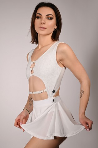 Glittery Chic bodysuit in off-white with side cut-outs and chain decoration, side view, stage performance bodysuit