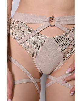 siren shorts in latte, detail adjustable thigh straps close up